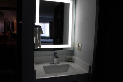 Red Lion Inn & Suites Ontario - image 11