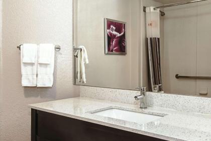La Quinta by Wyndham Ontario Airport - image 4