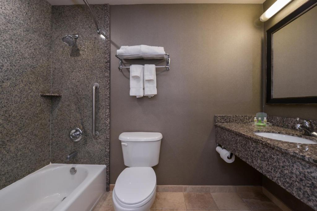 Holiday Inn Ontario Airport - California an IHG Hotel - image 2