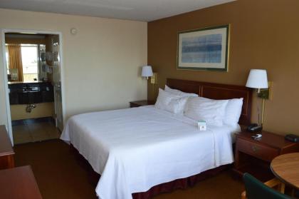 Ontario Airport Inn - image 4