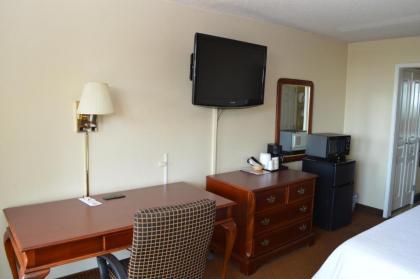 Ontario Airport Inn - image 5