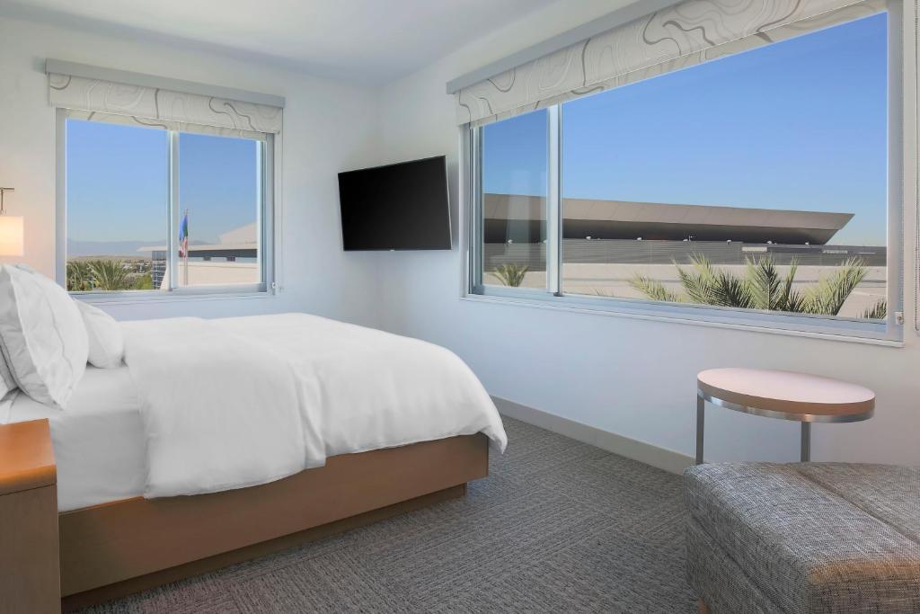 Element Ontario Rancho Cucamonga - image 4