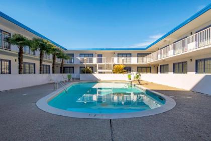 Motel 6-Opelousas LA - image 6