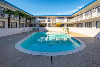 Motel 6-Opelousas LA - image 7