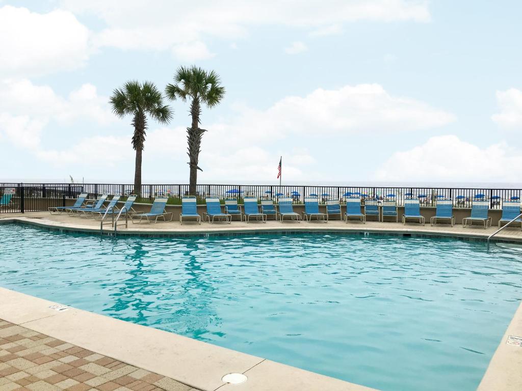New Listing! Gulf-Front Condo With 3 Pools & Hot Tub Condo - main image