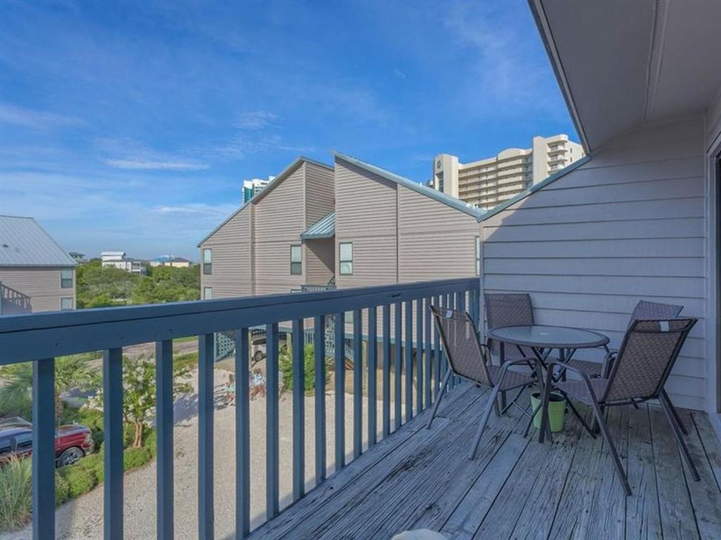 Cotton Bayou 2H by Meyer Vacation Rentals - main image