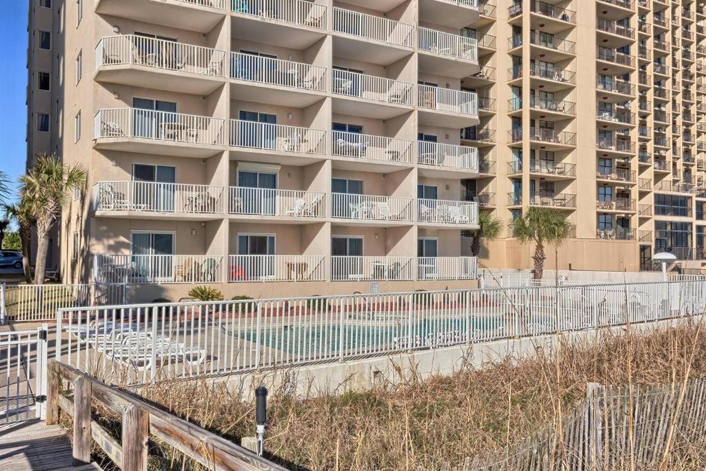 Four Winds by Meyer Vacation Rentals - main image