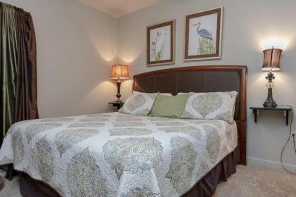 Admirals Quarters 1505 - image 10