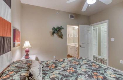 Admirals Quarters 1205 - image 9