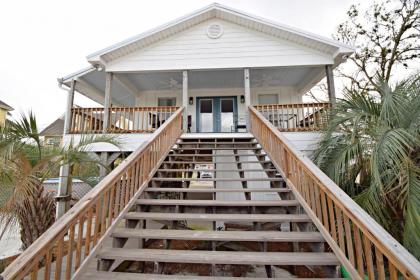 Cute Beach Cottage home Orange Beach Alabama