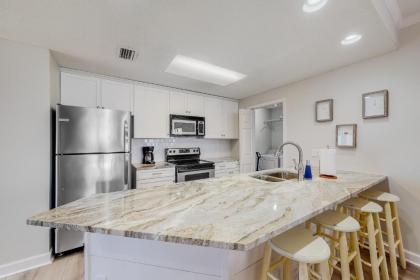 Four Seasons of Romar Beach #604 West - image 6