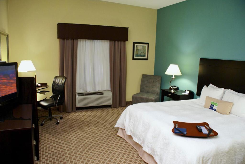 Hampton Inn Orange - image 3