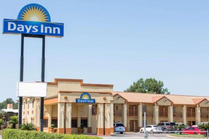 Days Inn by Wyndham Orange Orange Texas