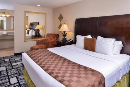 Best Western Plus Meridian Inn & Suites Anaheim-Orange - image 13