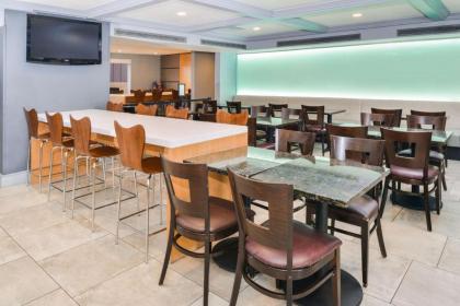 Best Western Plus Meridian Inn & Suites Anaheim-Orange - image 9
