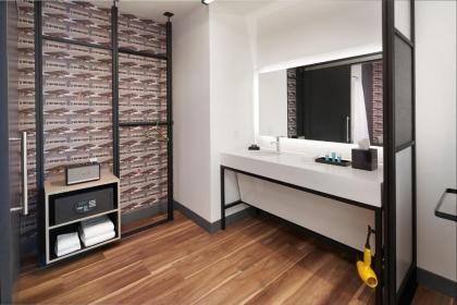 Aloft Orlando International Drive - image 6