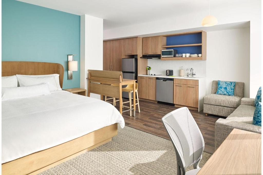 Element Orlando International Drive - image 2