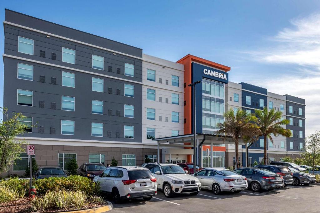 Cambria Hotel Orlando Airport - image 3