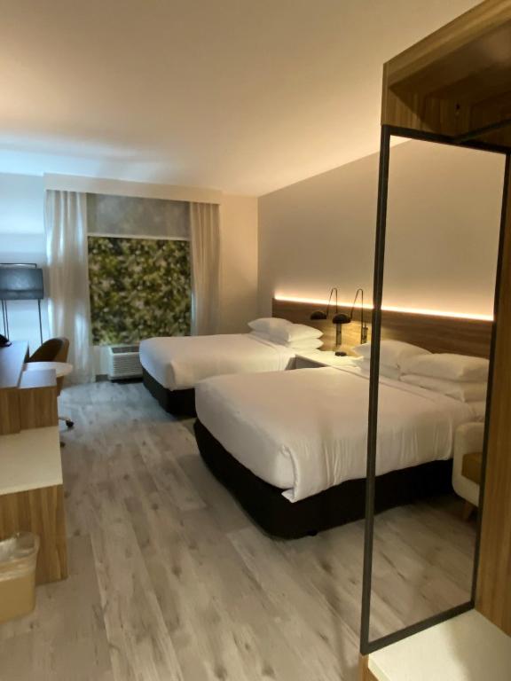 Wyndham Garden Orlando Airport - image 4