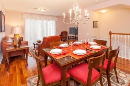 GORGEOUS Vista Cay Town Home -CDC COMPLIANT townhouse - image 5