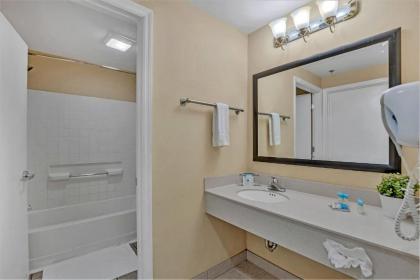 Near Disney - 1 BR with Two Queen Beds - Pool and Hot Tub! - image 7