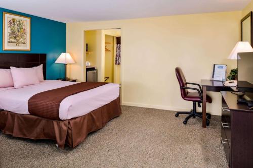 Rodeway Inn Orleans - Cape Cod - image 2