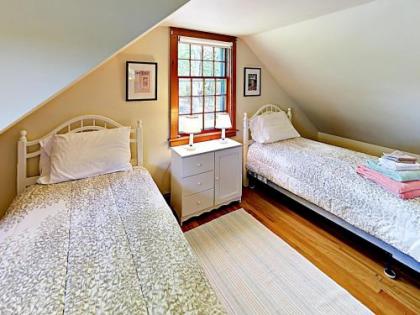 8 Peck's Way Orleans Home - image 4
