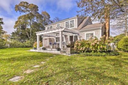 Charming Cottage with Deck - Walk to Skaket Beach! - image 4
