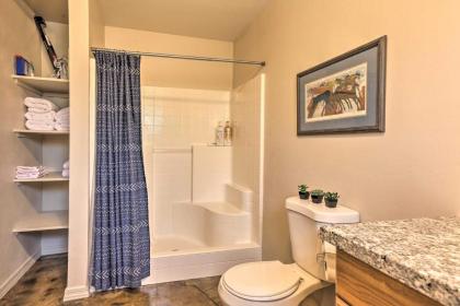 Oro Valley Couples Retreat with Rooftop Views! - image 18