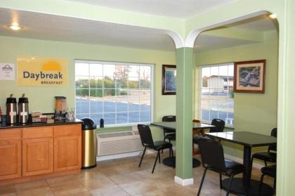 Days Inn by Wyndham Oroville - image 2