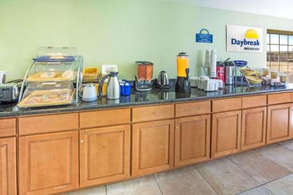 Days Inn by Wyndham Oroville - image 6