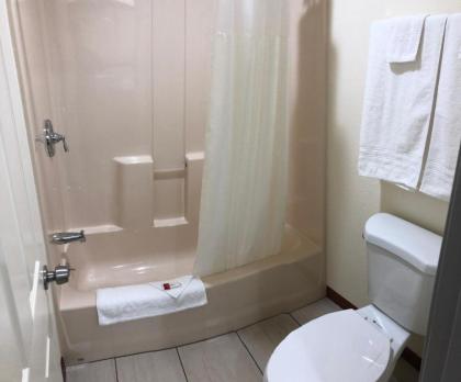Days Inn by Wyndham Oroville - image 9