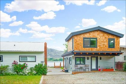 Lake Level Cabin Oroville Washington