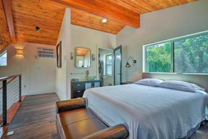 Beach Escape Zen-inspired Lake Osoyoos Chalet! - image 13