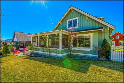 Desert Lake Cottage Washington