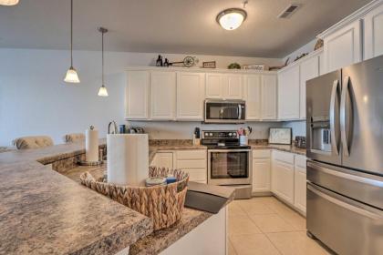 Lakefront Lands End Getaway with Resort Perks! - image 6