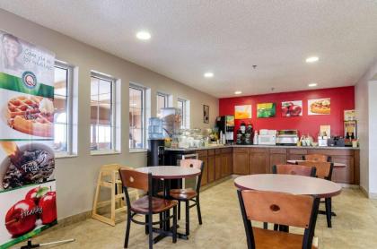 Quality Inn Osceola - image 3