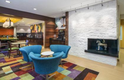 Fairfield Inn & Suites Oshkosh - image 10