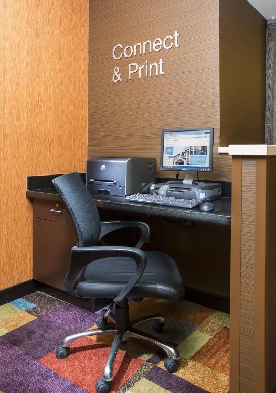 Fairfield Inn & Suites Oshkosh - image 6