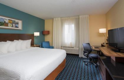 Fairfield Inn & Suites Oshkosh - image 8