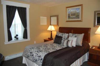 Beacon Hotel Oswego - image 15