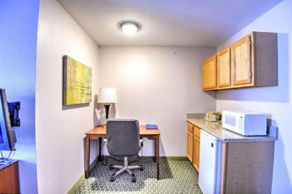 SureStay Hotel by Best Western Ottawa - image 14