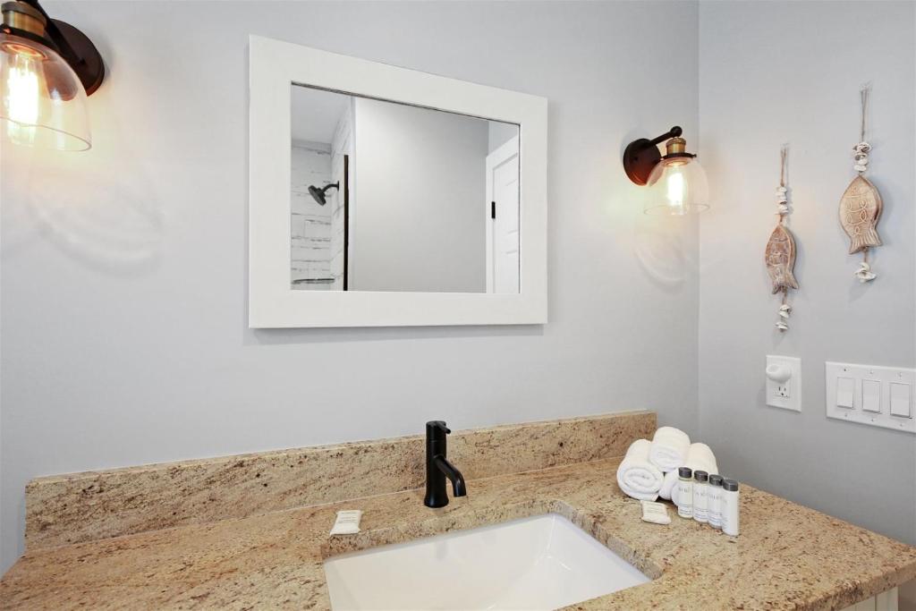 Cozy Quarters Villa #228 - image 7