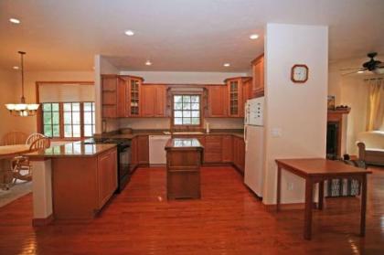 Portland Park Townhome - Unit 1 - image 2