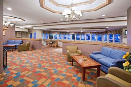 La Quinta by Wyndham Overland Park - image 9