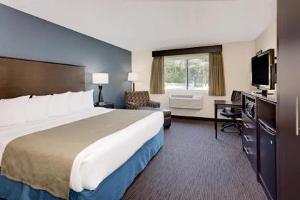 Baymont by Wyndham Owatonna - image 15