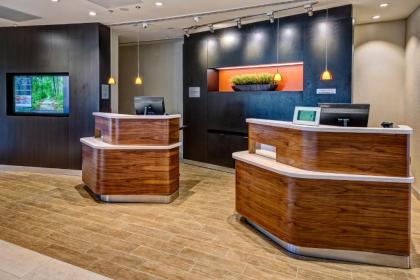 Courtyard by Marriott Oxford - image 6