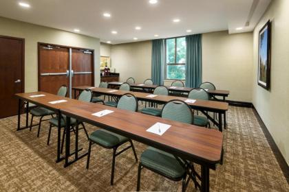 Hampton Inn & Suites National Harbor/Alexandria Area - image 21