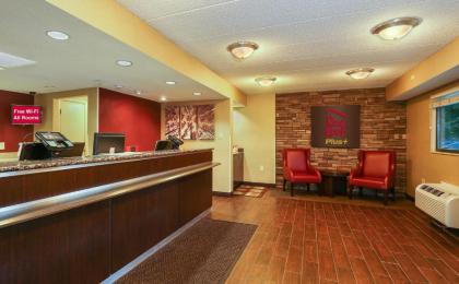 Red Roof Inn PLUS+ Washington DC - Oxon Hill - image 5
