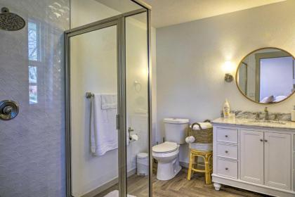 Chic Retreat with Deck about 9 Mi to Downtown Springfield - image 13